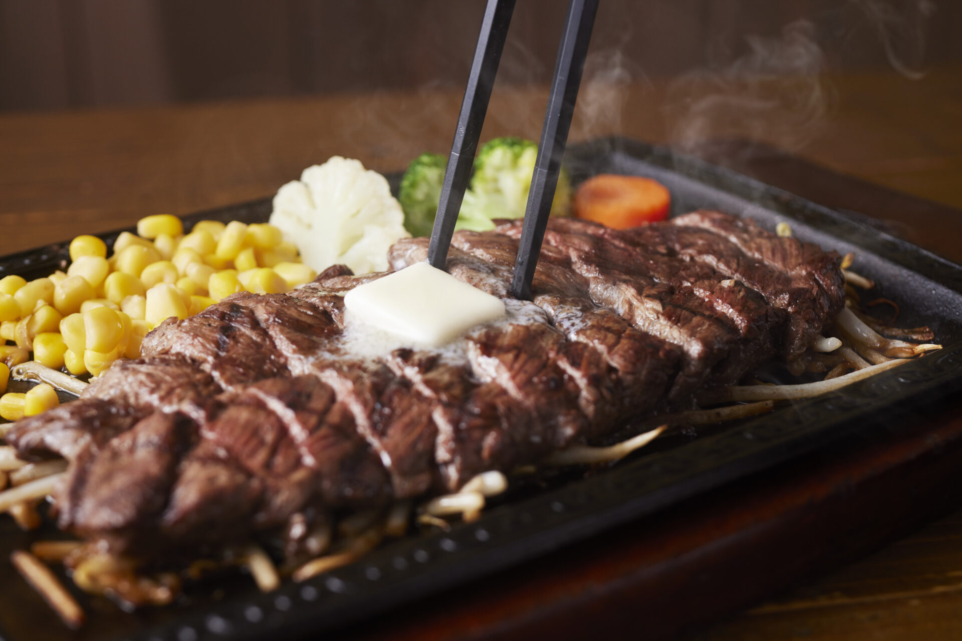 お箸で気軽にステーキ